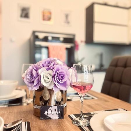 Downtownapartments Andy Air-Conditioned, Underground Parking Available Rzeszow Luaran gambar